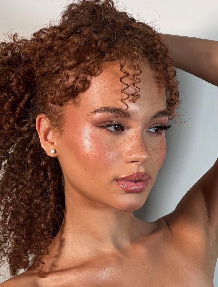 Maquillage métisse teint frais